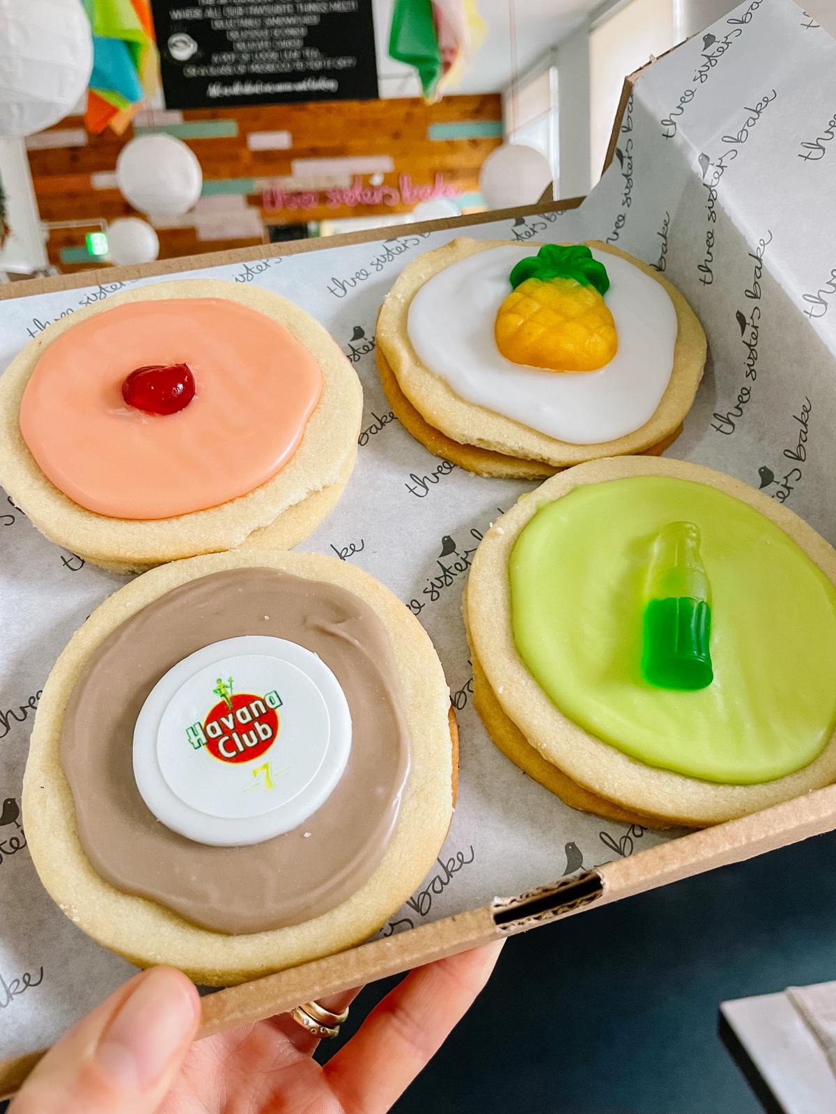 Rum Cocktail Empire Biscuit Box