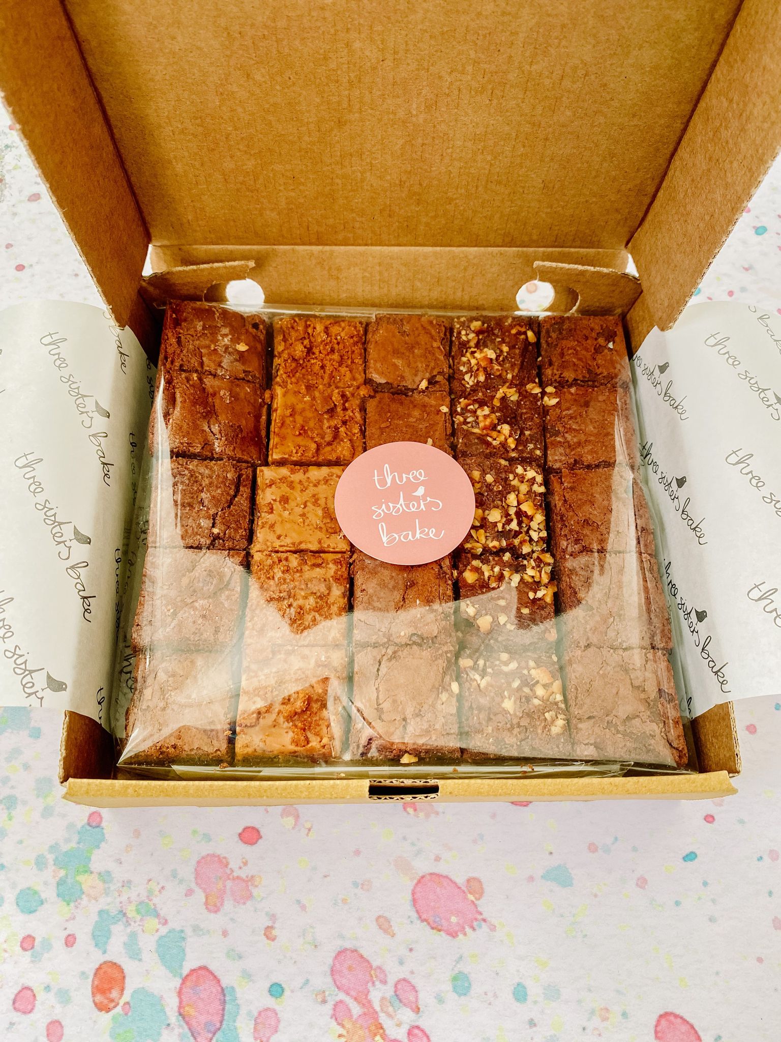 25 Piece Brownie Gift Box